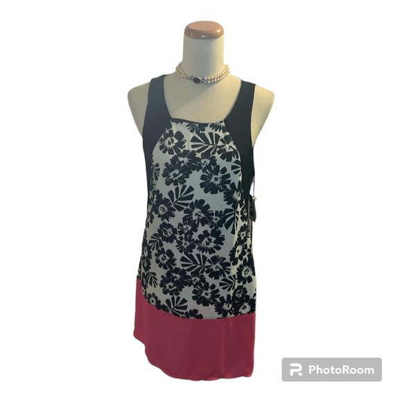 Big Strike USA Dresses & Skirts - Big Strike USA New With Tags Large black/white/red floral sleeveless dress